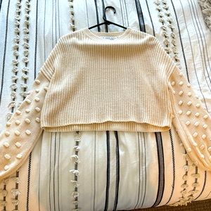 Cream Medium Sweater with Balloon Sleeves
